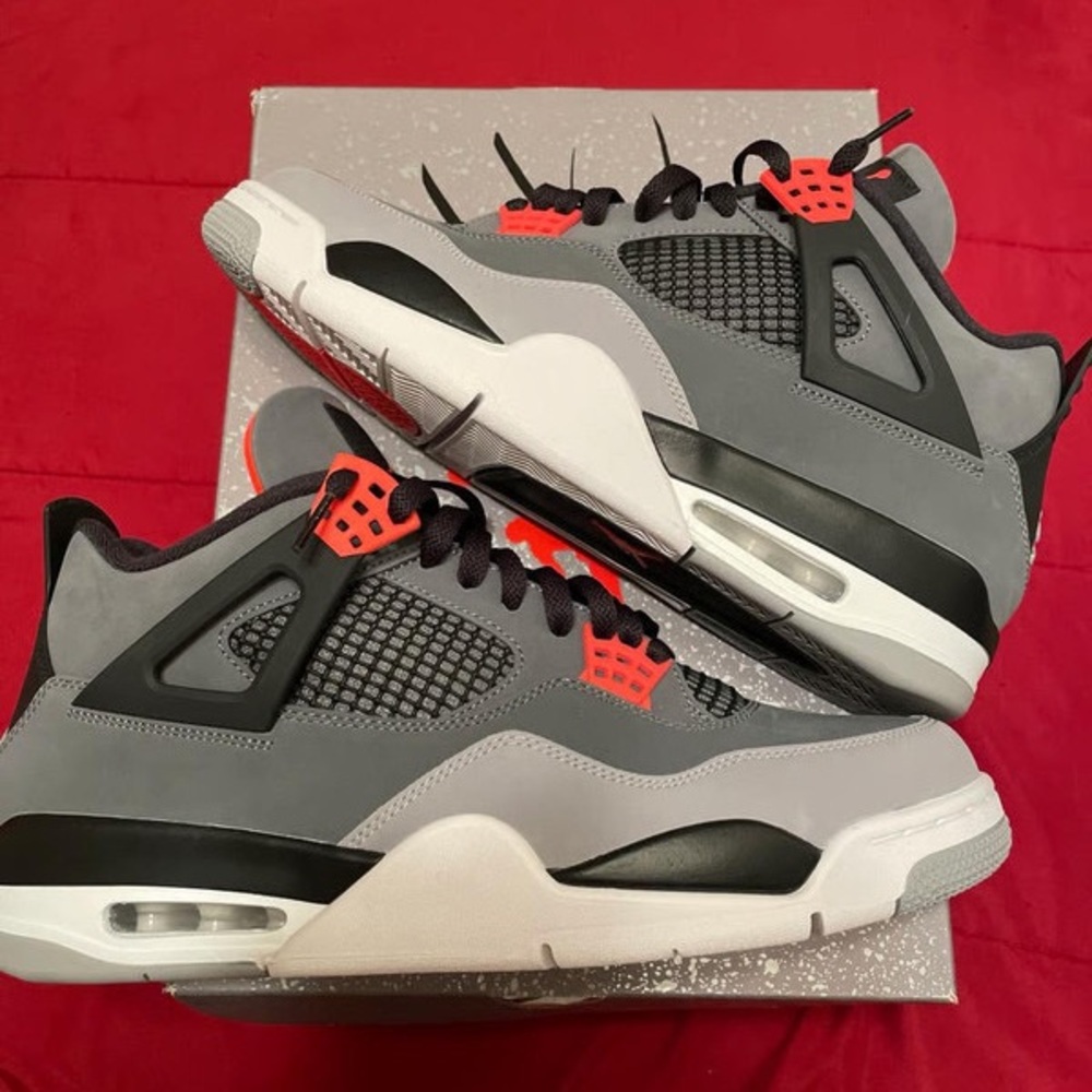 Air Jordan 4 retro - Picture 2 of 7